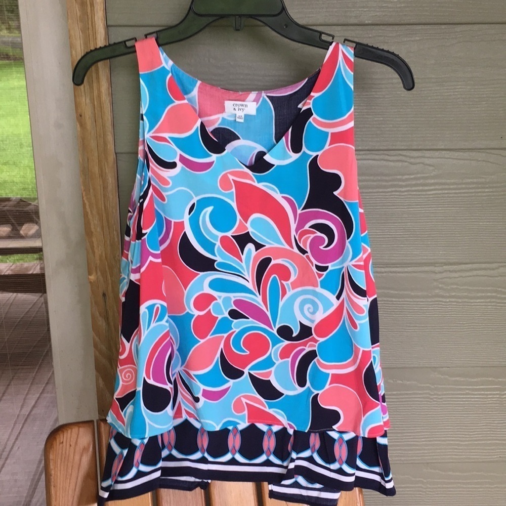 Crown & Ivy Sleeveless Top